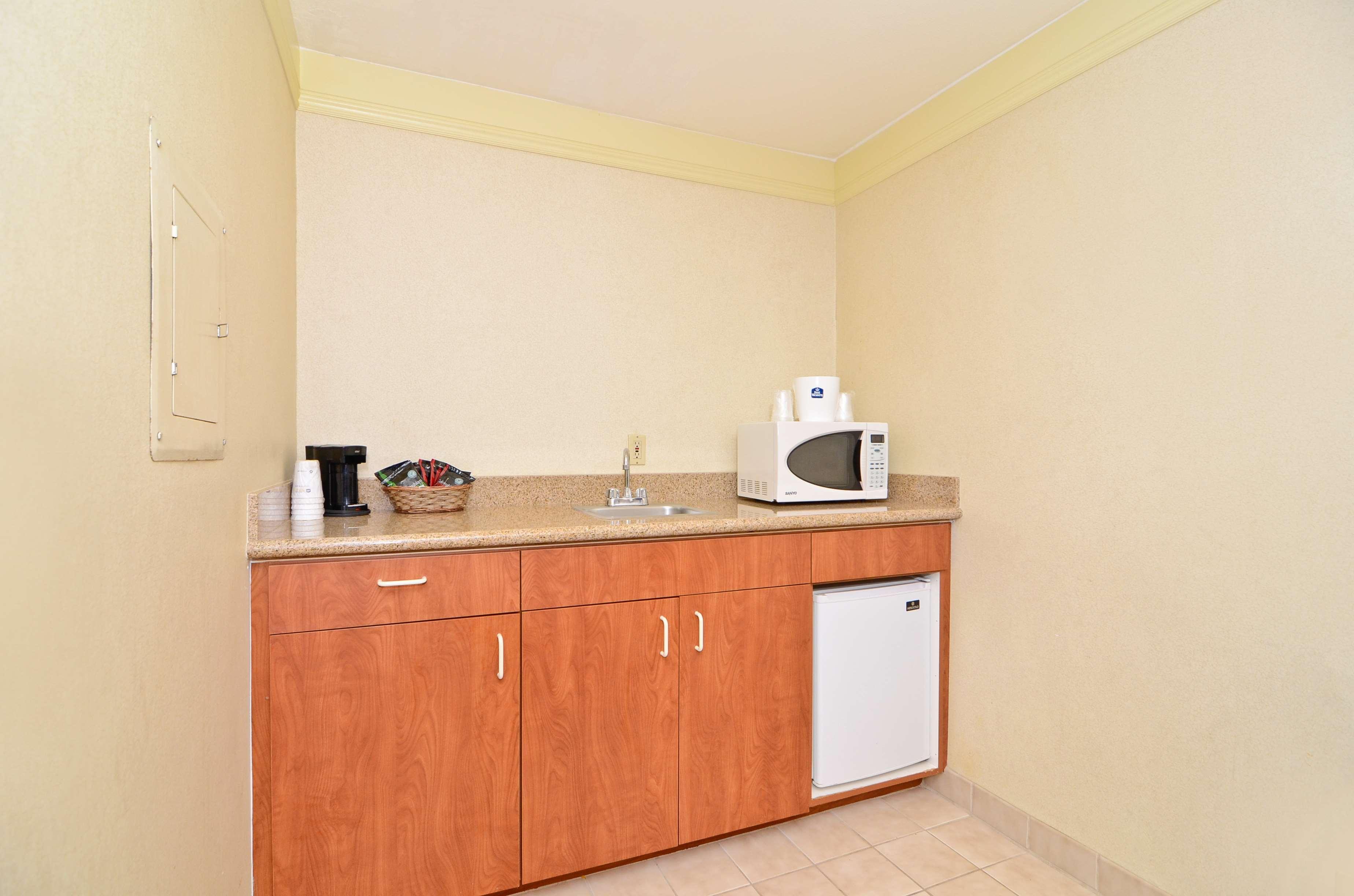 Best Western Mission Bay Сан-Диего Экстерьер фото